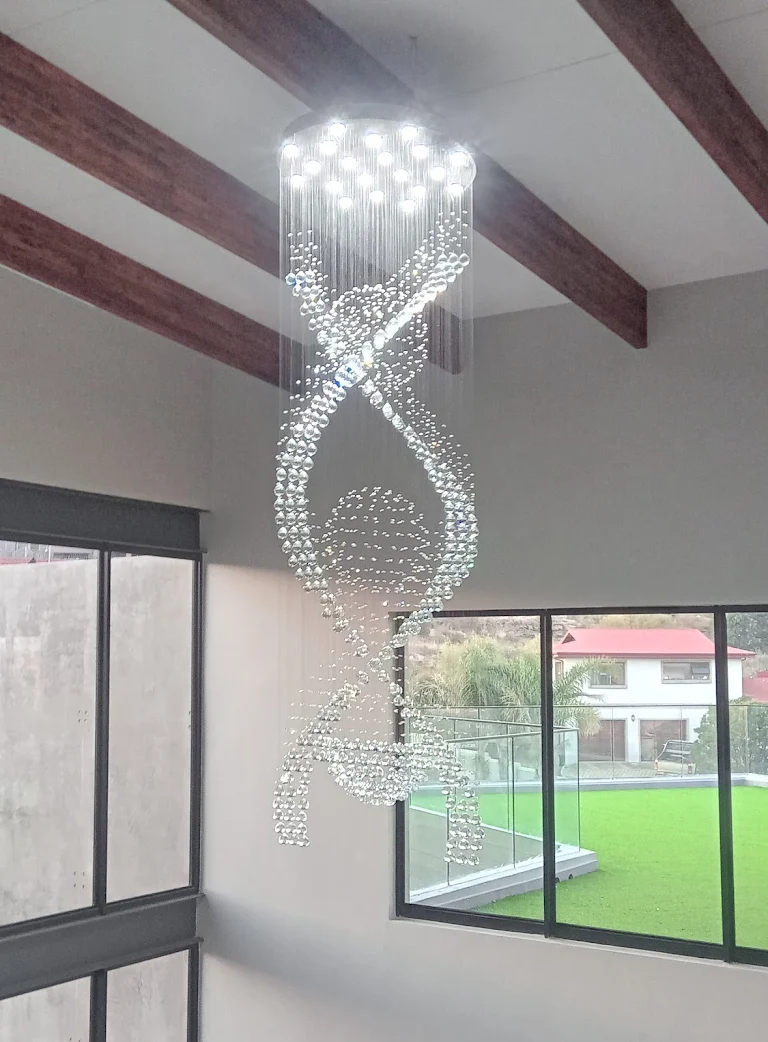 Elegant crystal teardrop chandelier